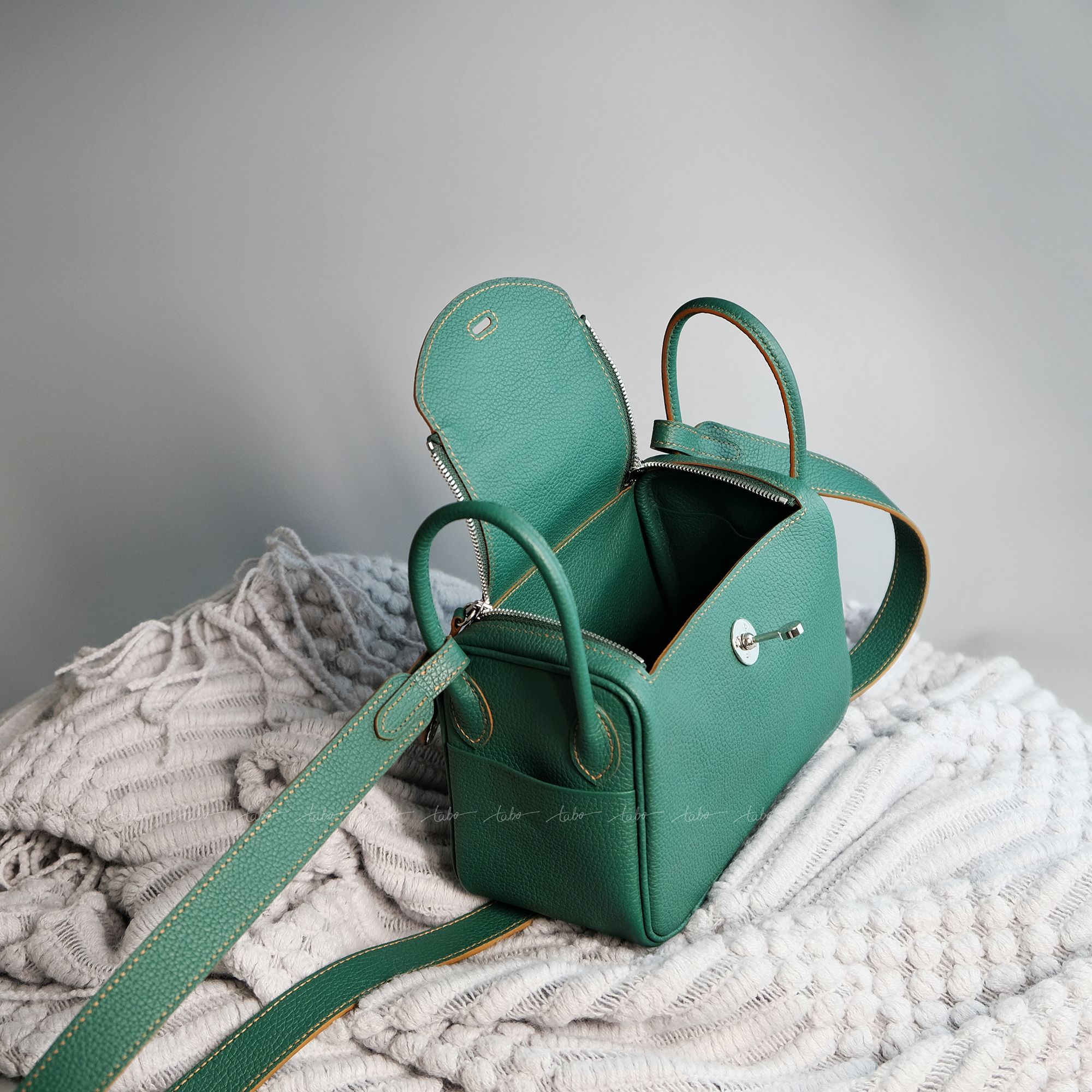  CROSSBODY BAG – MS11 
