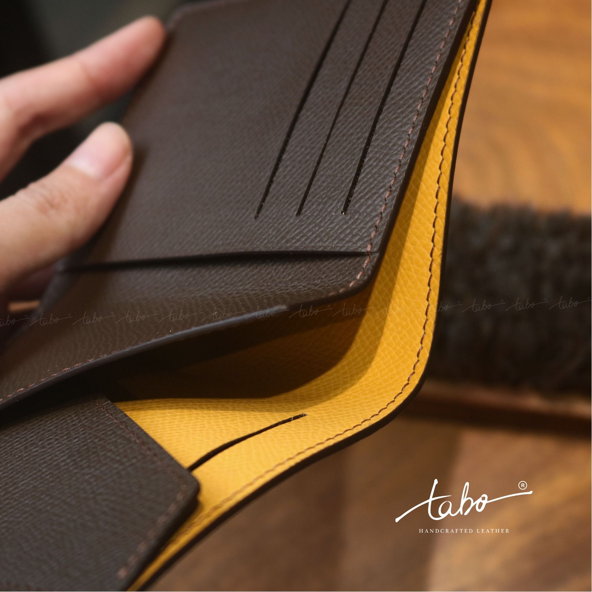  VERTICAL WALLET – MS49 