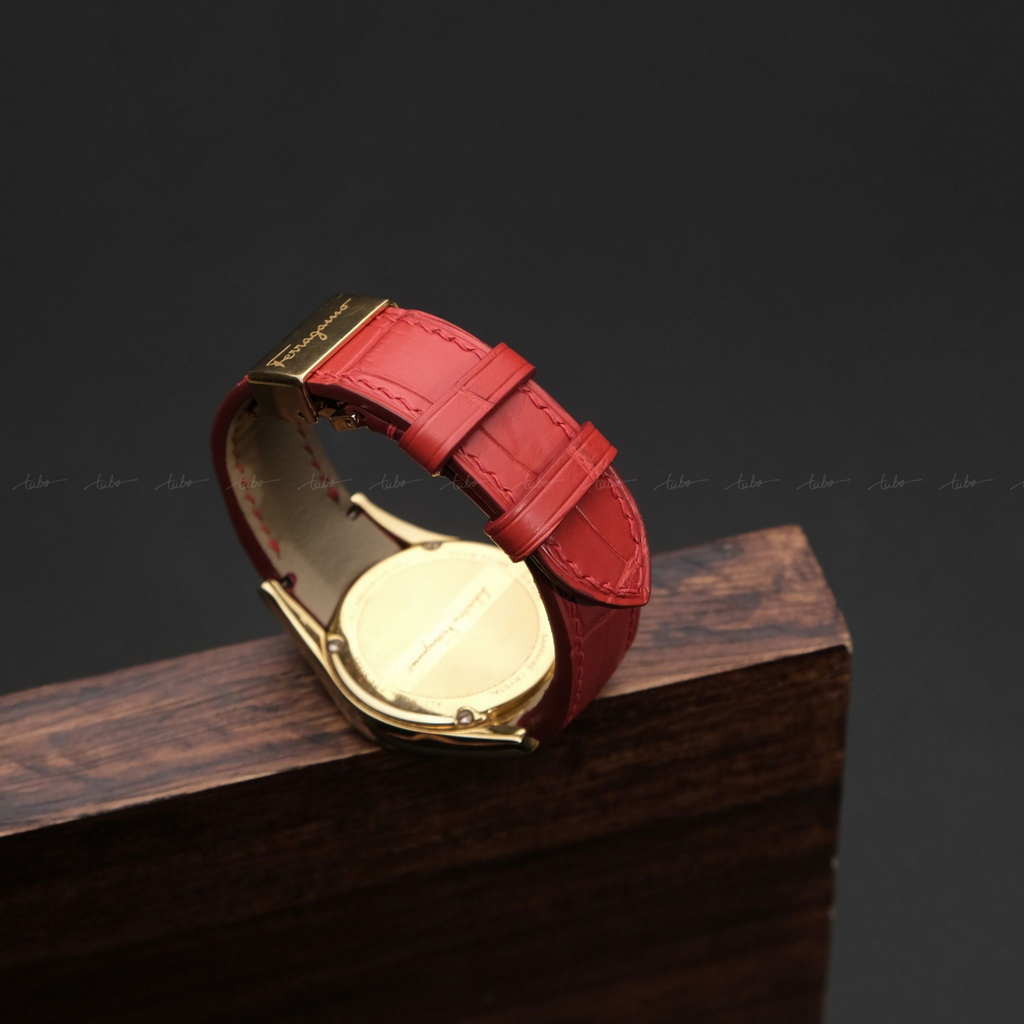  SALVATORE FERRAGAMO – MS04 