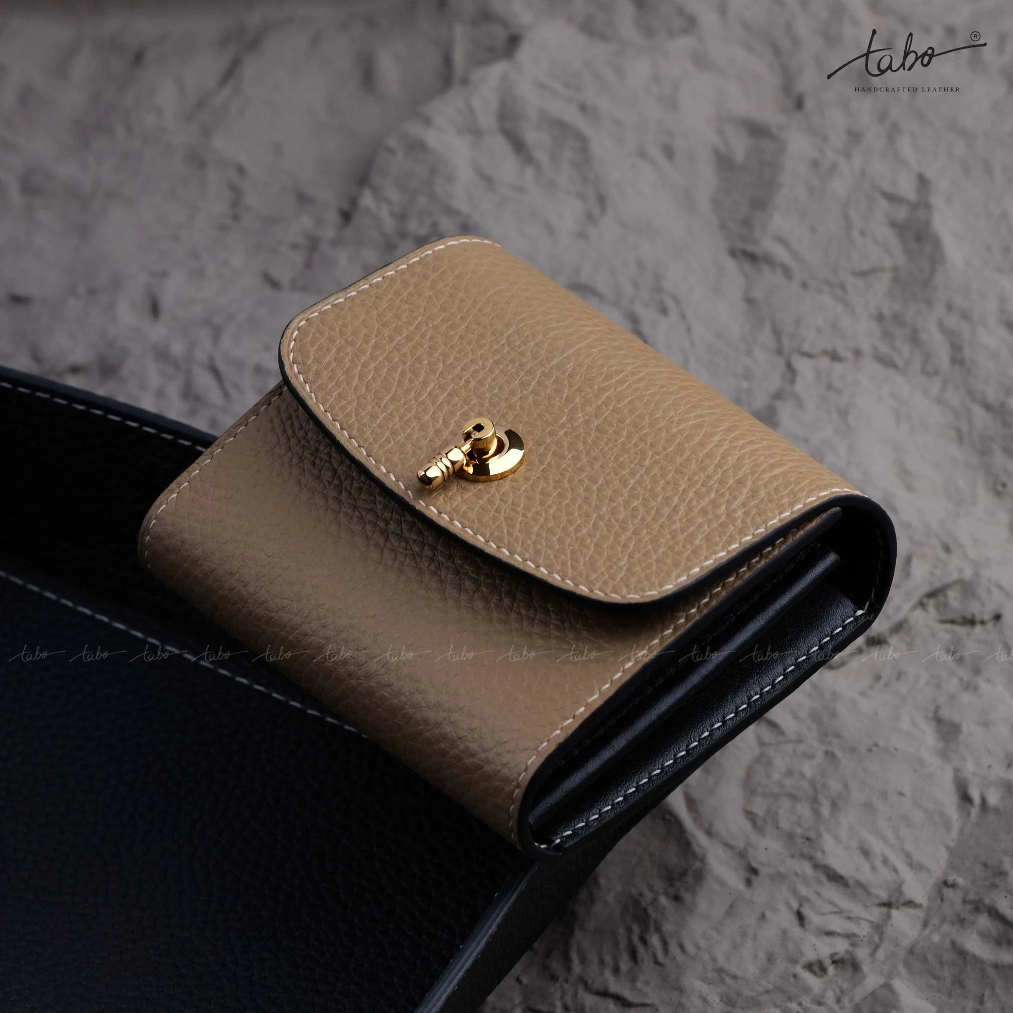  CARD HOLDER – MS47 