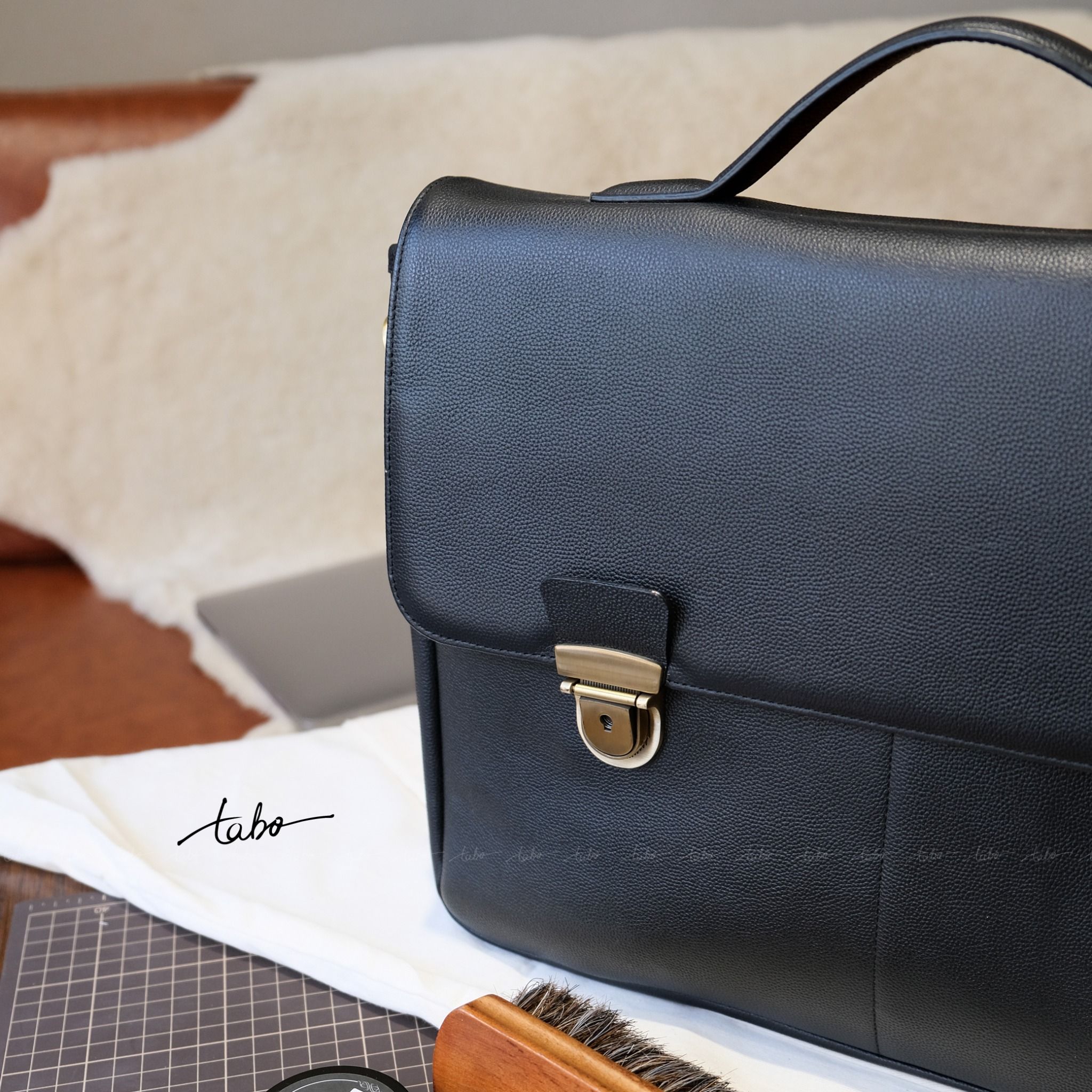  TBS LOCK BRIEFCASE – MS01B 