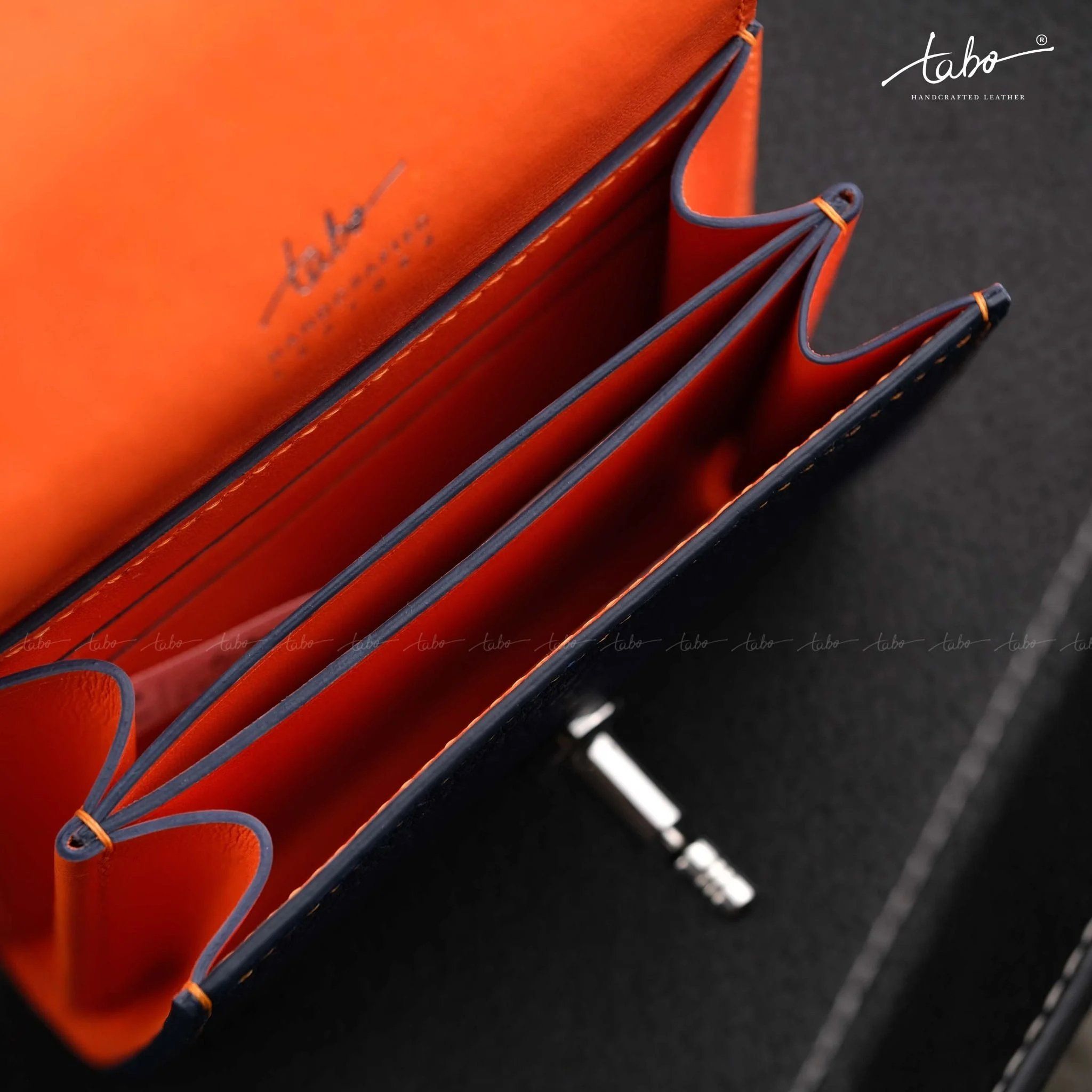  CARD HOLDER – MS47 