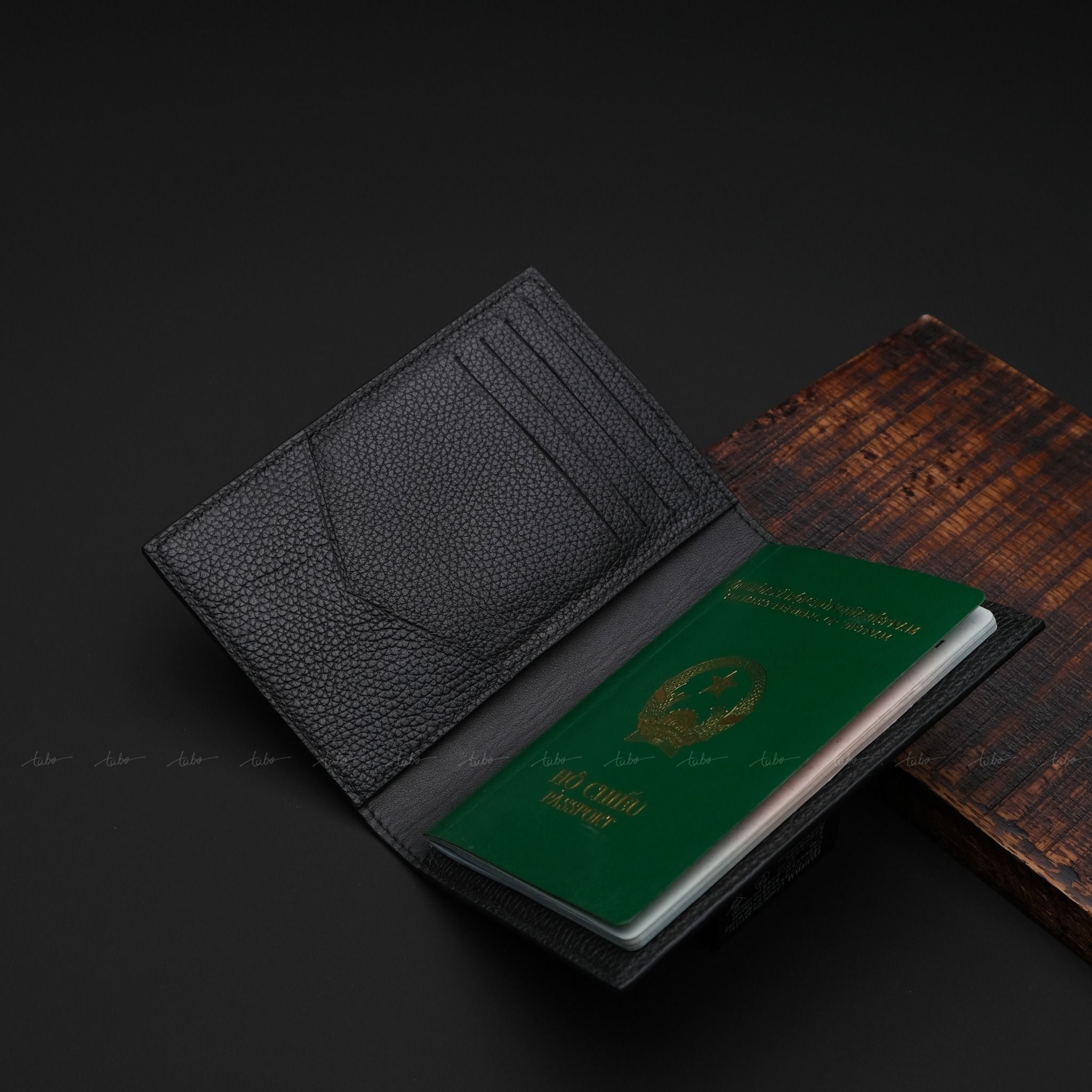  COVER PASSPORT M10 