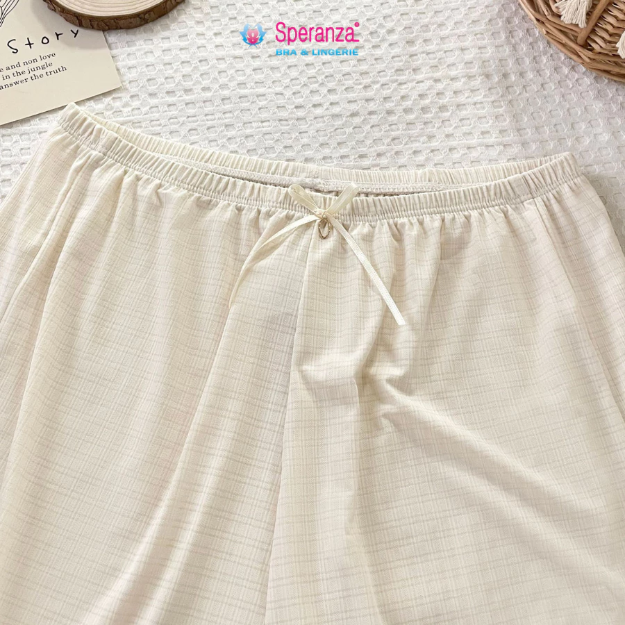 Quần Short Mặc Nhà Nữ Speranza, Dáng Rộng Mềm Mát Lưng Thun Co Giãn, Cotton Caro Viền Ren – SPQ0437