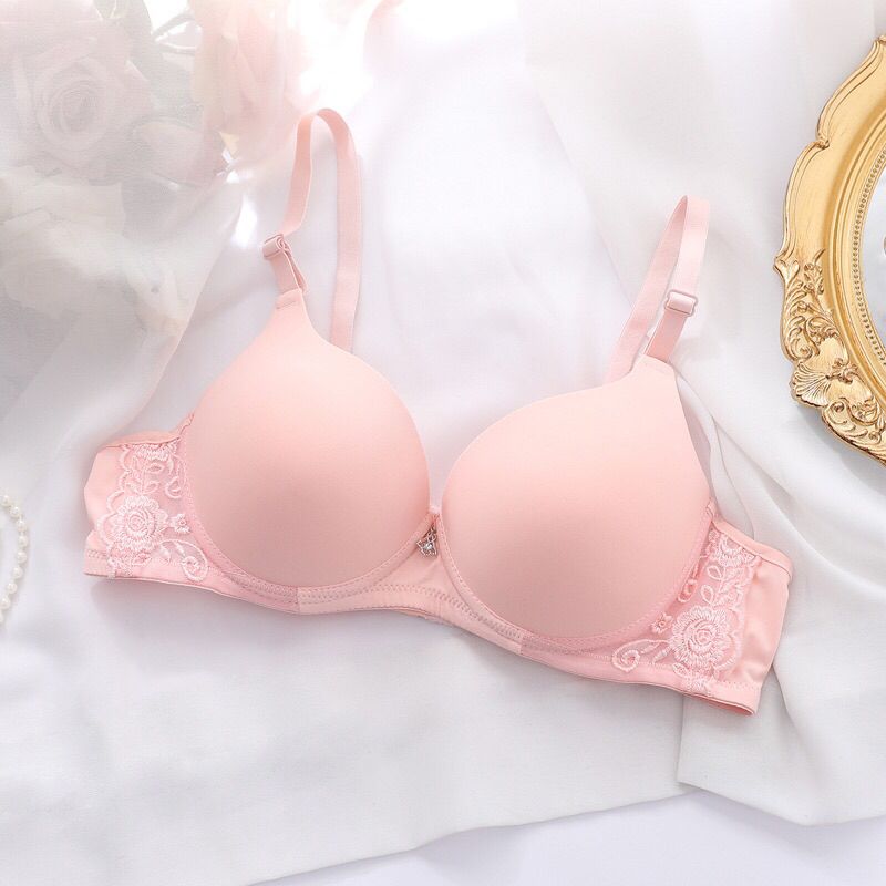 Áo ngực nữ có gọng mút vừa phối ren SPA8837SH