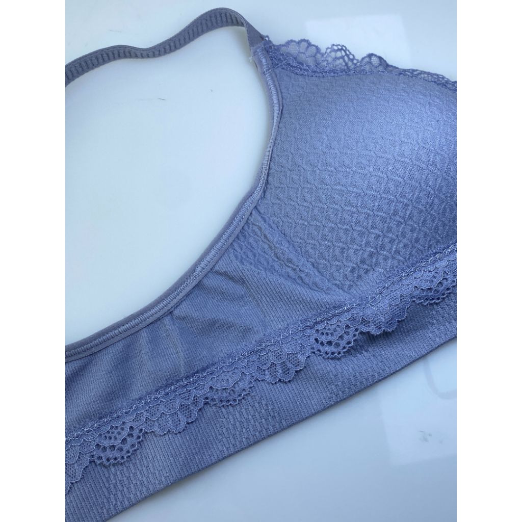 Áo ngực nữ không gọng mút mỏng mềm mại thoáng khí ôm ngực tạo dáng SPA8048SH