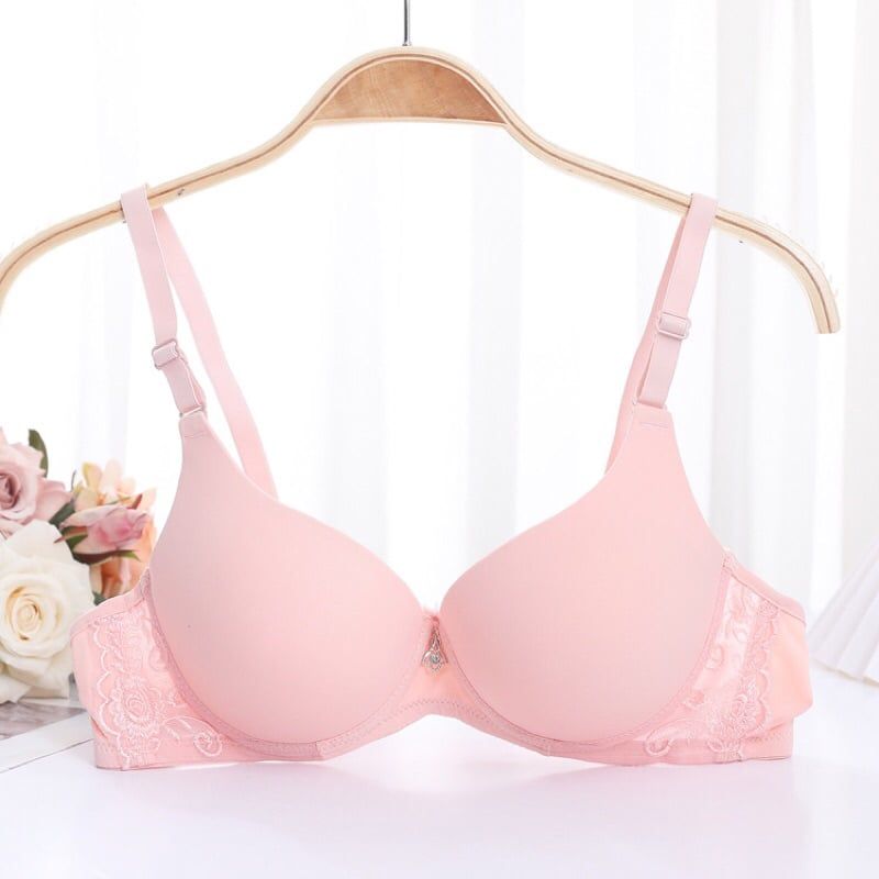 Áo ngực nữ có gọng mút vừa phối ren SPA8837SH