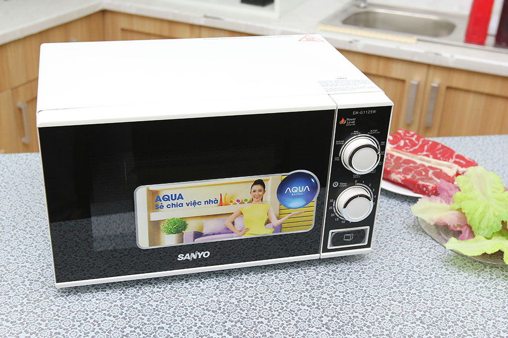 Lò vi sóng SANYO-AQUA EM-G1125W