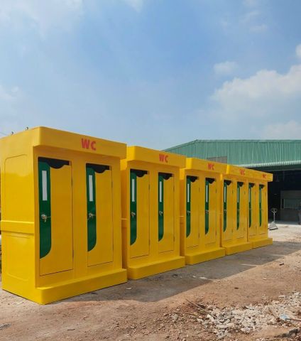 Nhà Vệ Sinh Di Động 