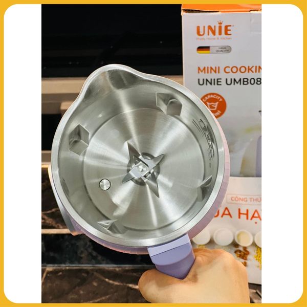 Máy sữa hạt mini Unie UMB 08