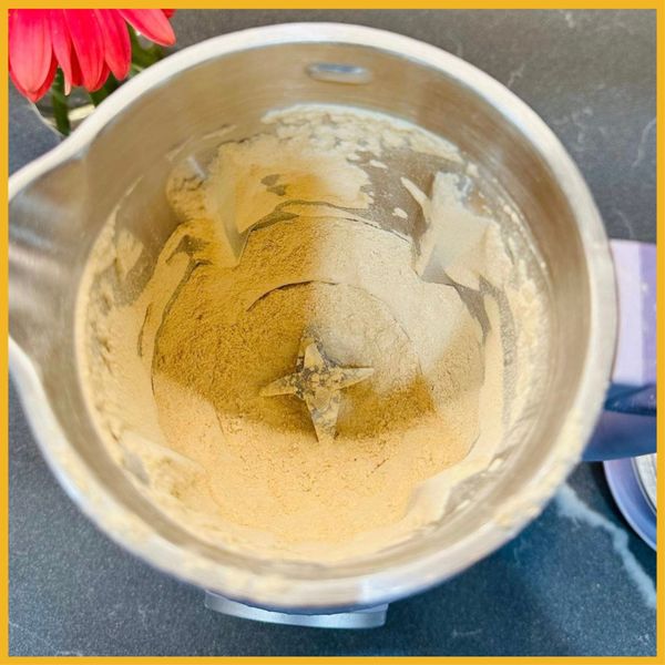 Máy sữa hạt mini Unie UMB 08