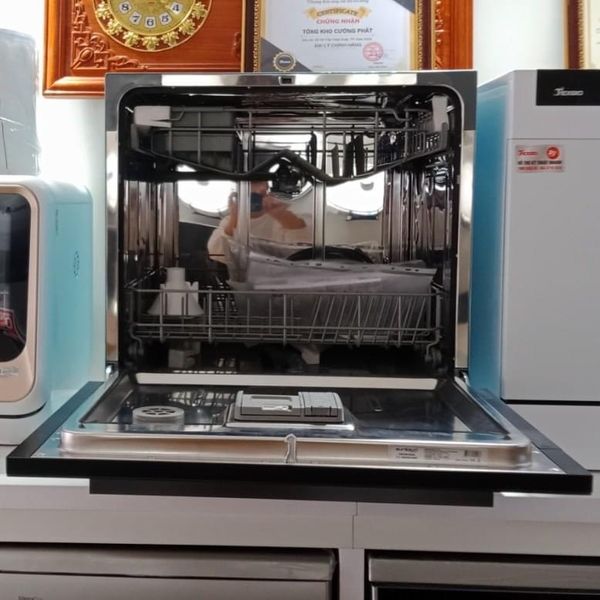 Máy rửa bát Eurosun SMS58EU09BT 8 bộ
