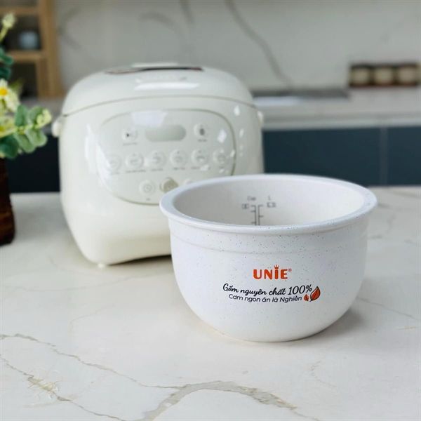 Nồi cơm điện Unie URC815