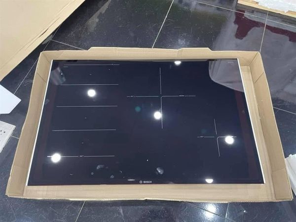 Bếp từ đa điểm Bosch serie 8 PXE875DC1E