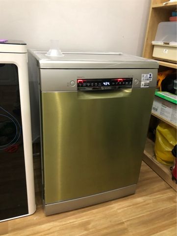 Máy rửa bát serie 4 Bosch SMS4ECI14E