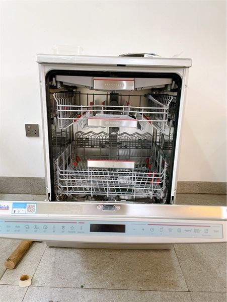 Máy rửa bát serie 8 Bosch SMS8YCI01E