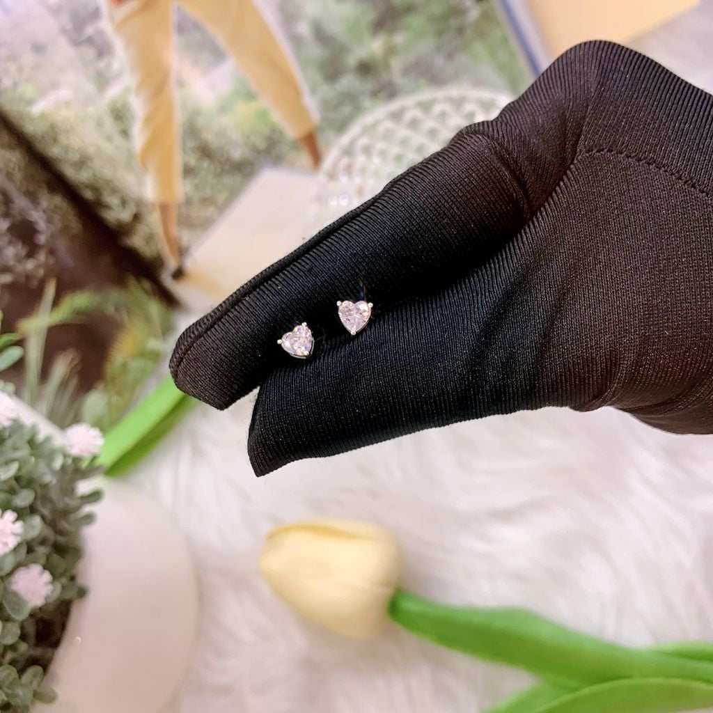 Bông tai bạc nữ Thụy Sĩ đính đá Moissanite trái tim 5ly ROWLER EH000586TR-MOI