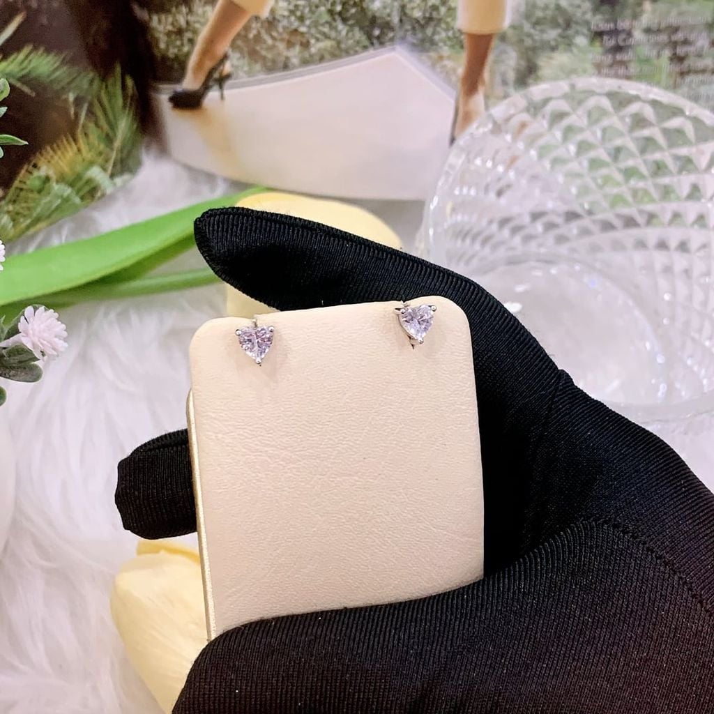 Bông tai bạc nữ Thụy Sĩ đính đá Moissanite trái tim 5ly ROWLER EH000586TR-MOI