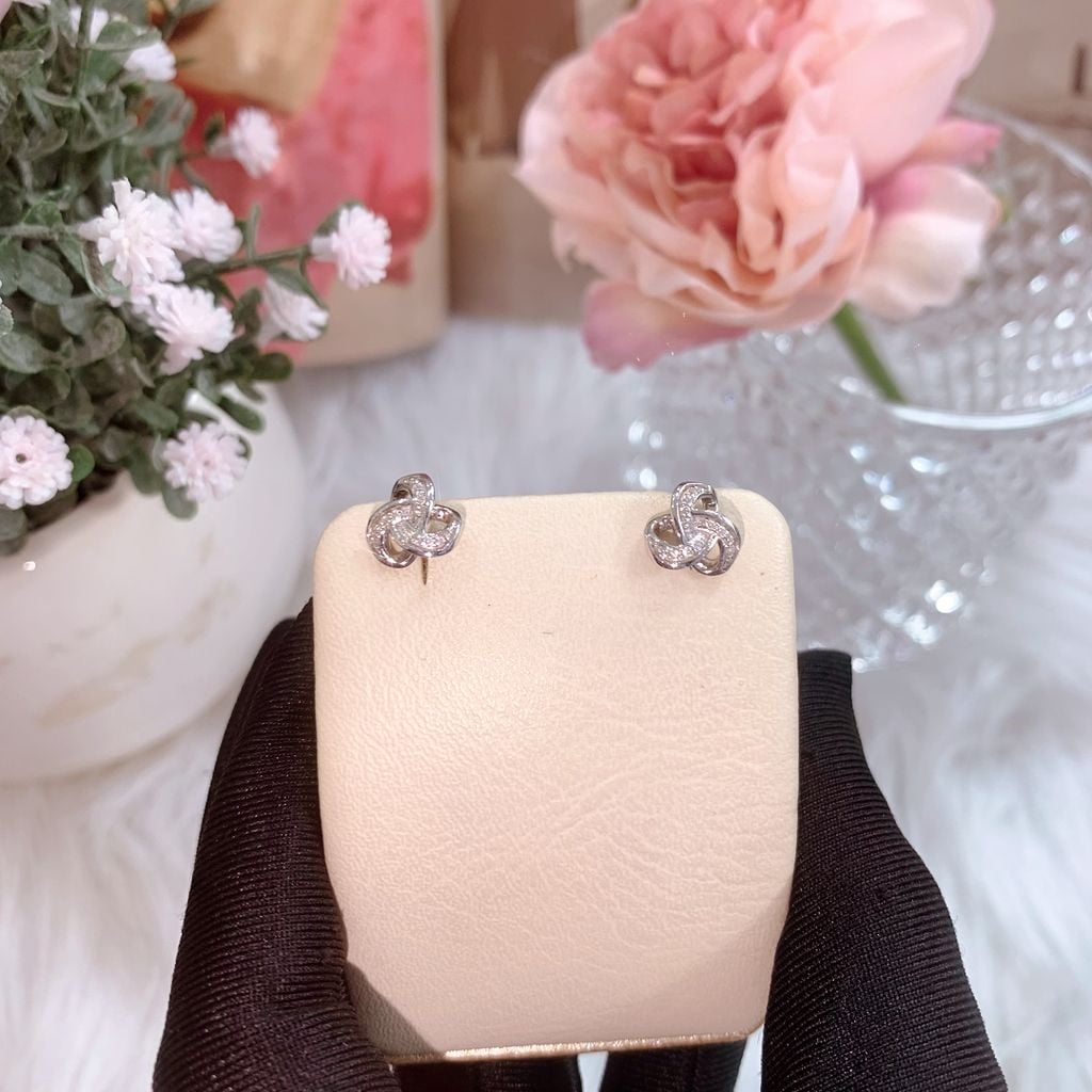 Bông tai bạc nữ đai xoắn Thụy Sĩ đính đá Moissanite ROWLER EH000904