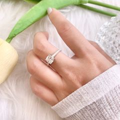 Nhẫn bạc đính đá Moissanite vuông 7.0ly Cushion Cut ROWLER RH000888