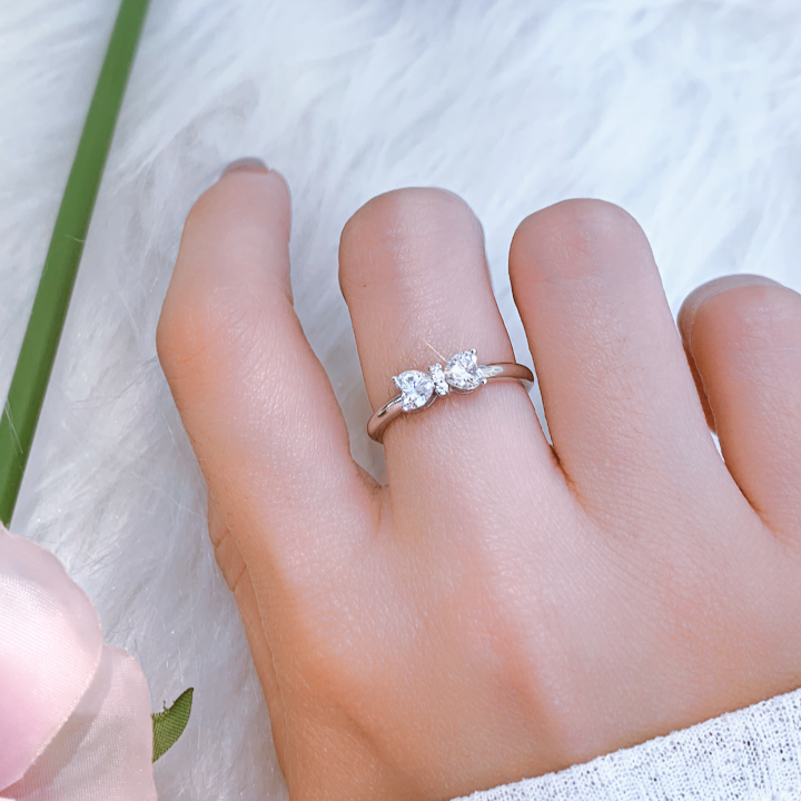 Nhẫn bạc nơ đính đá Moissanite hình trái tim 3.0ly ROWLER RH000900