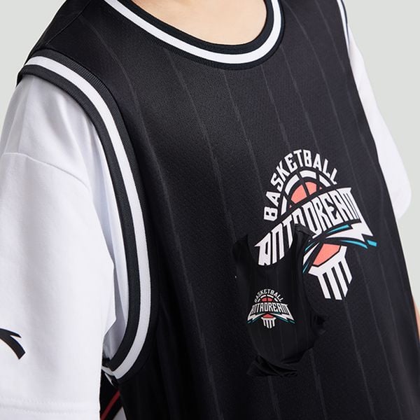 Áo phông ngắn tay thể thao bóng rổ bé trai Anta Kids Shock The Game 3524B1101