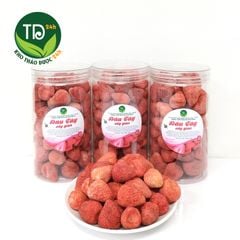 Dâu tây sấy giòn nguyên trái, giữ nguyên hàm lượng dinh dưỡng, đẹp da, ngừa táo bón, ổn định đường huyết, làm kẹo bánh