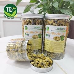 Hoa cúc nụ sấy lạnh, giúp thanh nhiệt, trợ tiêu hoá, giải độc, mát gan, sáng mắt, tăng cường miễn dịch