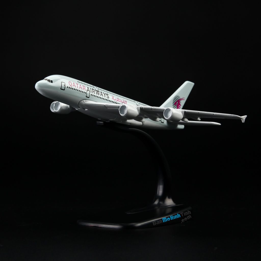 Mô hình máy bay tĩnh Qatar Airways Airbus A380 16cm Everfly giá rẻ (8)