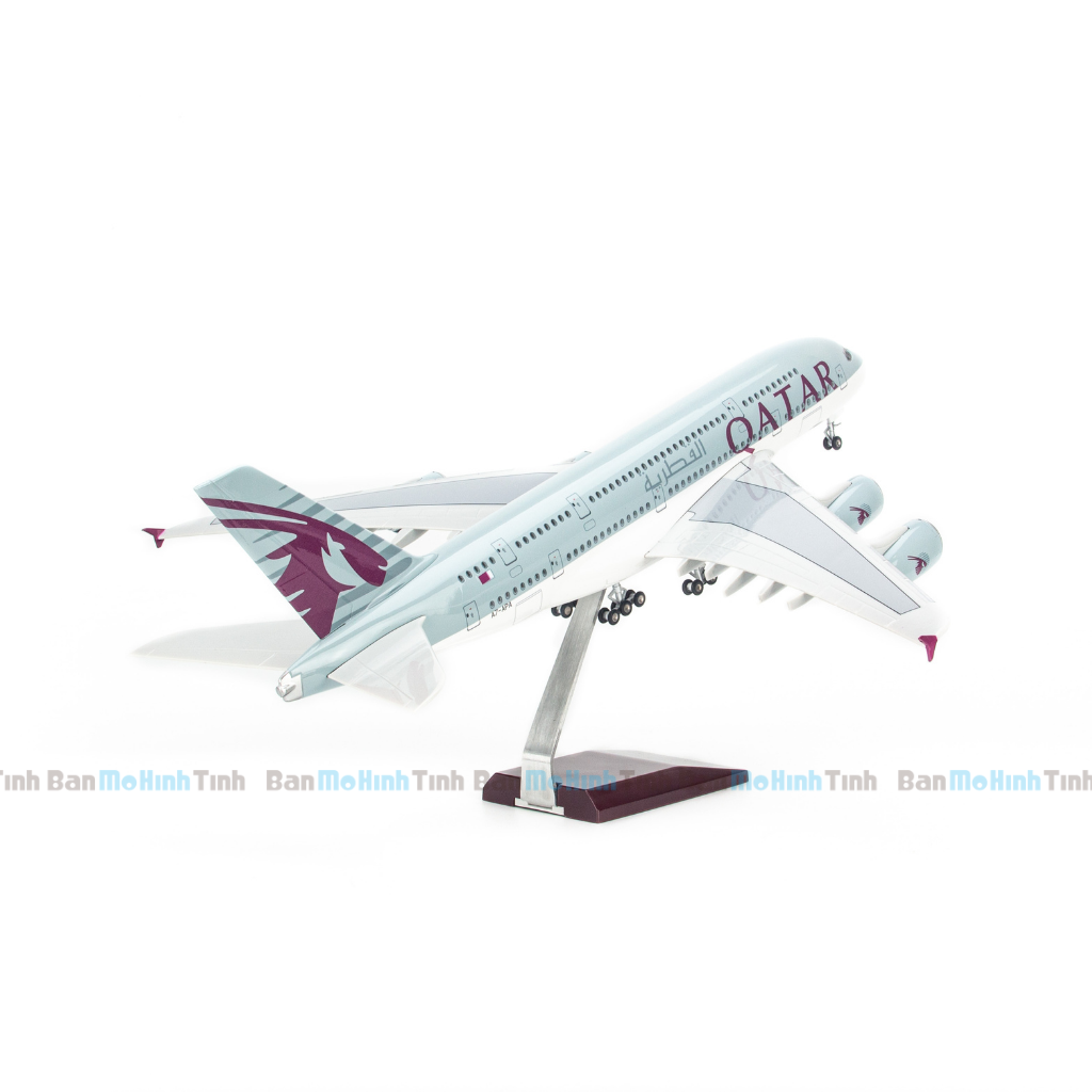 Mô hình máy bay lắp ráp có đèn led Qatar Airways Airbus A380 47cm Everfly