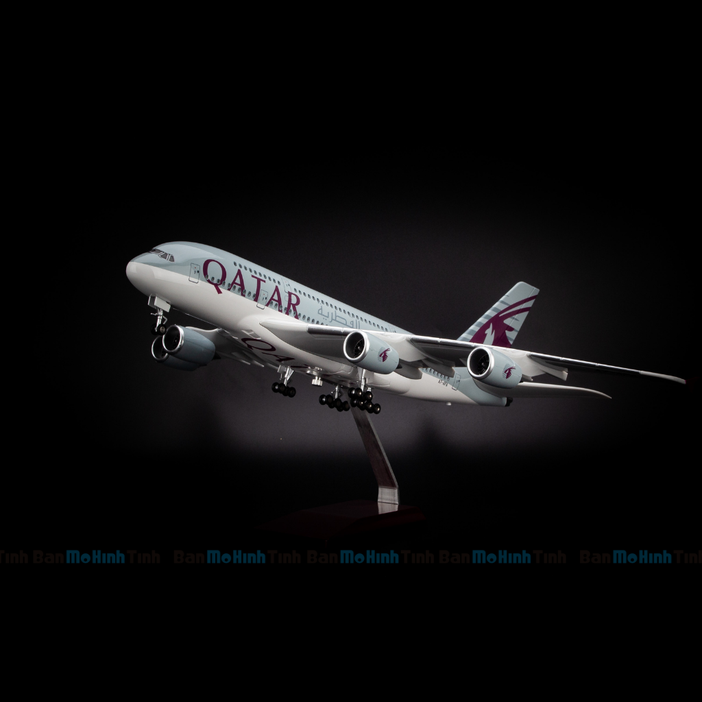Mô hình máy bay lắp ráp có đèn led Qatar Airways Airbus A380 47cm Everfly
