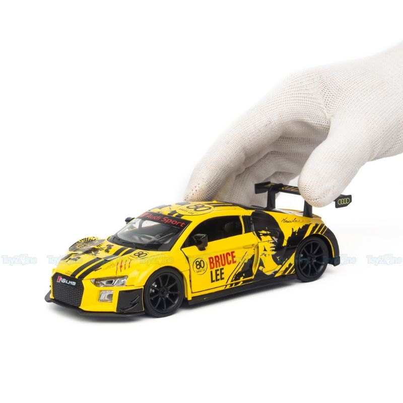 Mô hình xe Audi R8 LMS Bruce Lee 80th Anniversary Edition 1:32 MAKEDA