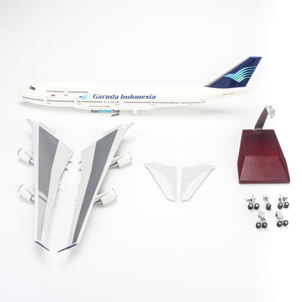 Mô hình máy bay Garuda Indonesia Boeing B747 47cm lắp ráp có đèn Everfly