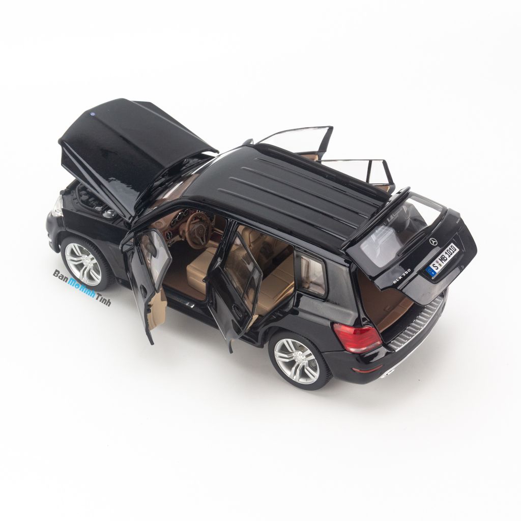 Mô hình xe Mercedes-Benz GLK Class 1:18 Maisto