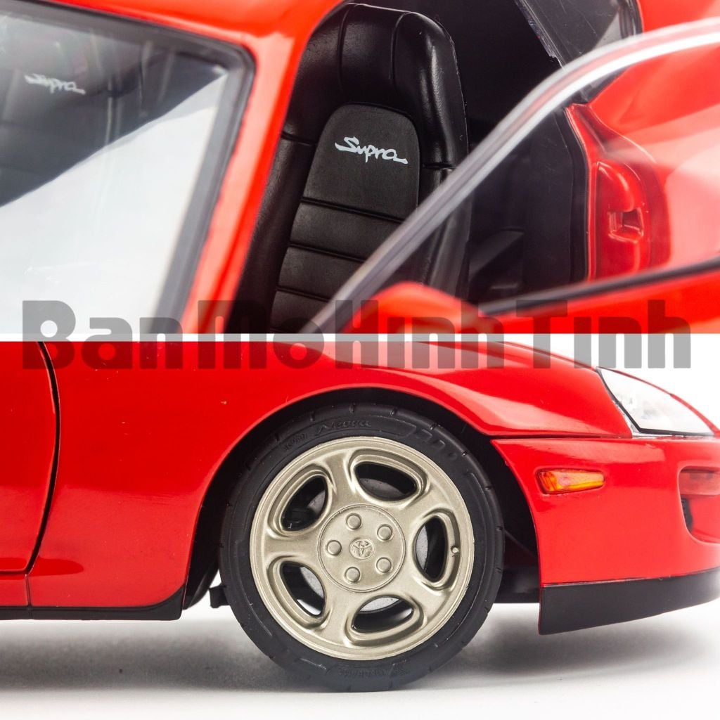 Mô hình xe Toyota Supra Bull Demon MK A80 1:18 Solido