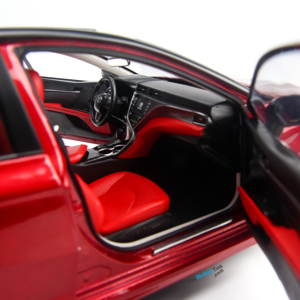 Mô hình xe ô tô Toyota Camry 2018 - Sport Red 1:18 Paudi giá tốt nhất việt nam (14)