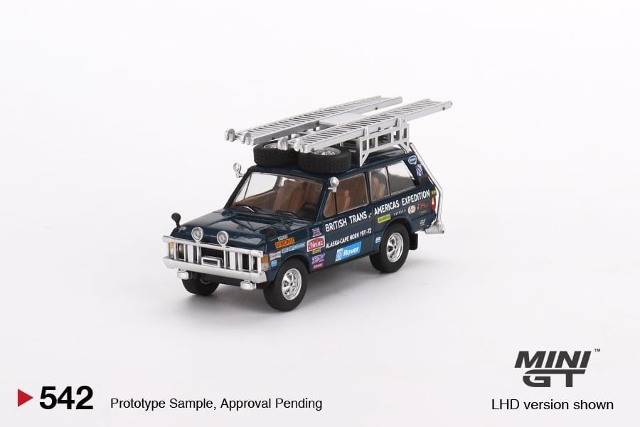Mô hình xe Land Rover Defender 110 1989 Camel Trophy Amazon 1:64 MiniGT