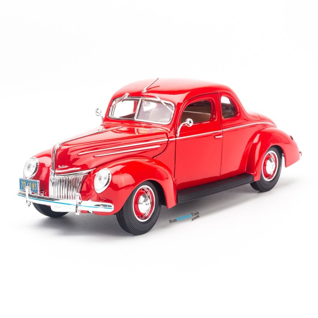 Mô hình xe Ford Deluxe Coupe 1939 1:18 Maisto Red (1)
