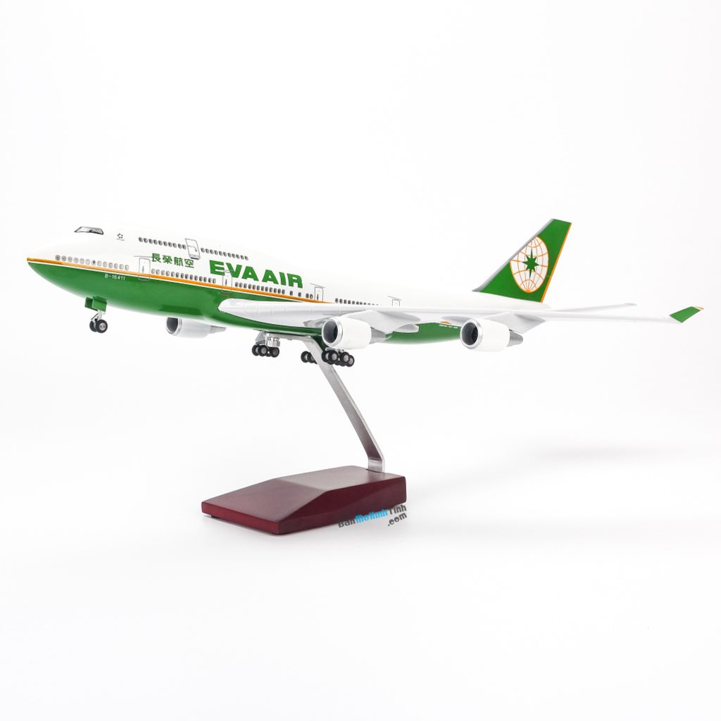 Mô hình máy bay Eva Air Boeing B747 47cm lắp ráp có đèn Everfly