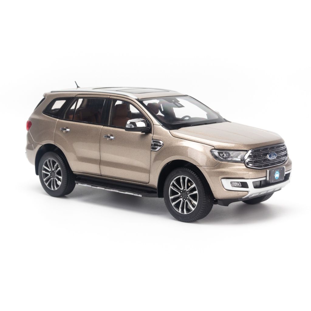 Mô hình xe Ford Everest Titanium 1:18 Dealer Gold