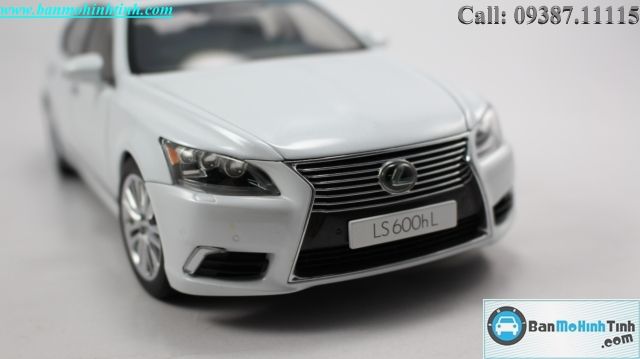 Mô hình xe Lexus LS600hL 1:18 Autoart