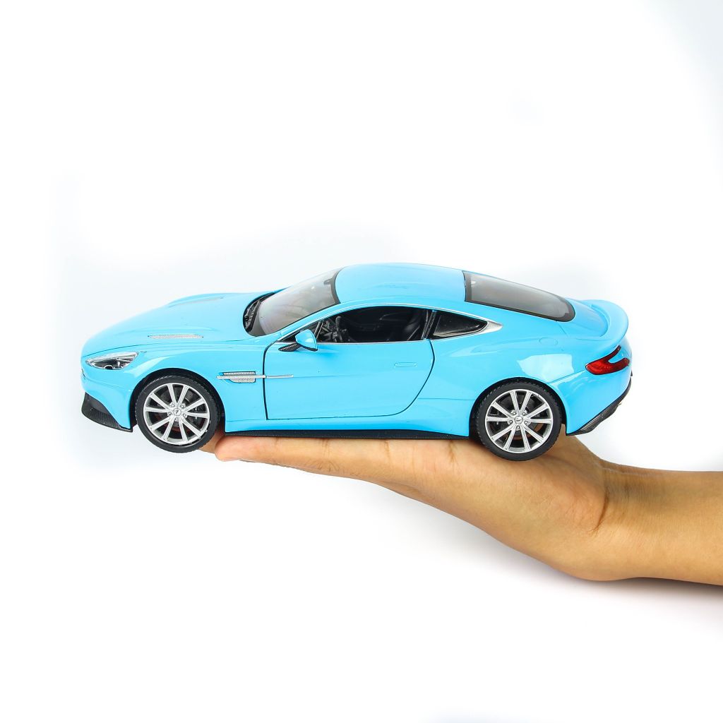 Mô hình xe Aston Martin Vanquish 1:24 Welly