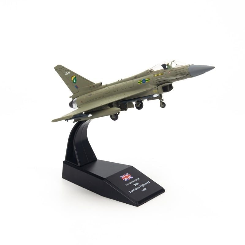 Mô hình máy bay chiến đấu EF2000 Eurofighter Typhoon Germany 1:100 AmerCom