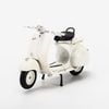 Mô hình xe Vespa 150 1956 1:18 Maisto White (1)