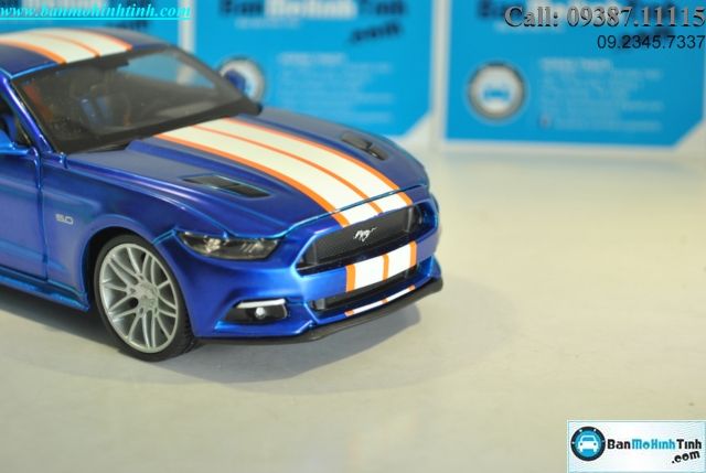 Mô hình xe Ford Mustang GT 2015 1:24 Maisto