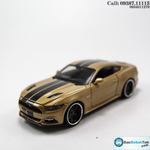 Mô hình xe Ford Mustang GT 2015 1:24 Maisto