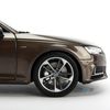 Mô hình xe Audi A4 All New 2017 Sedan Brown 1:18 Dealer (7)