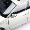 Mô hình xe Audi A4 All New 2017 Sedan Grey 1:18 Dealer (16)