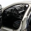 Mô hình xe Audi A4 All New 2017 Sedan Grey 1:18 Dealer (17)