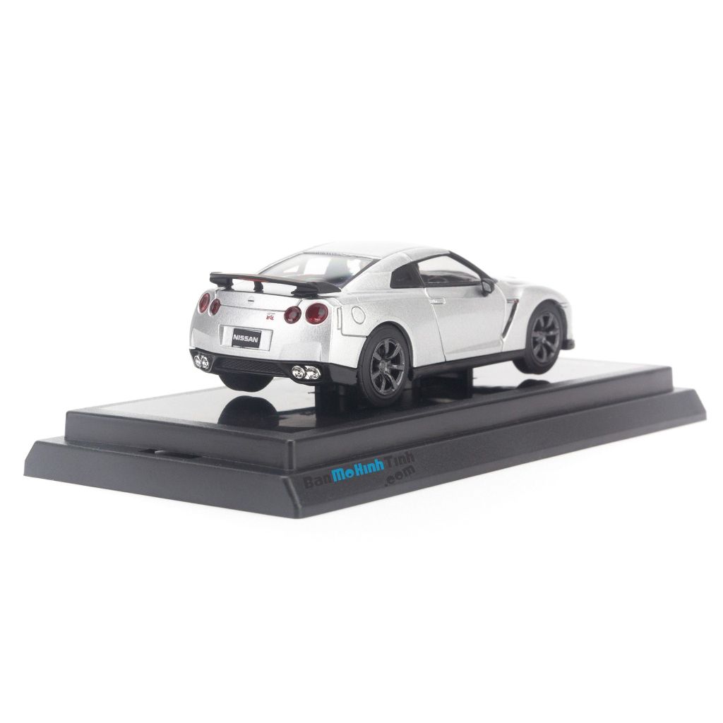 Mô hình xe Nissan GTR 1:64 Dealer Silver giá rẻ (3)
